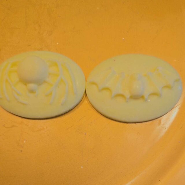 Assorted-Samhain-Halloween-wax-melts-5