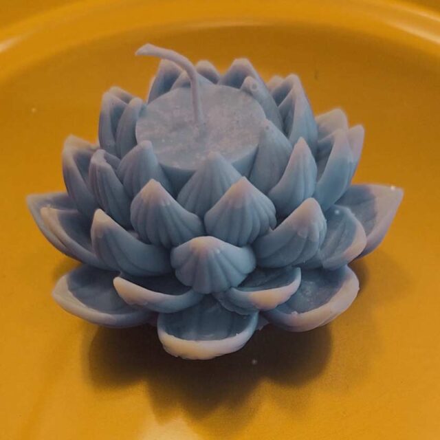 Dragons-Blood-Lotus-Flower-Candle